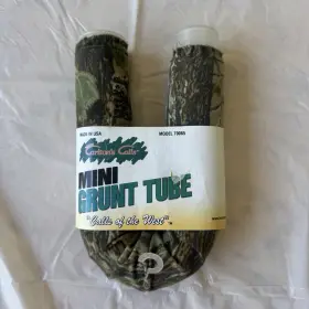 Carlton S Calls 70065 Mini Grunt Tube Compact Size Huge Performance. Makes Elk Calling Easy