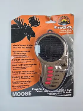 037197 Cass Creek Ergo Moose Handheld Electronic Game Call Cc089 Compact Design 5