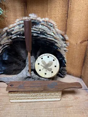 1-sycamore Cross Road Game Calls Combo Deal 1- Sycamore Slate Friction Call And Box With Walnut Lid 1-sycamore Cross Road Game Calls Combo Deal 1- Sycamore Slate Friction Call And Box With Walnut Lid