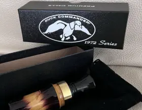 Duck Commander 040444101055 Special 1972 Series Call Burnt Hedge With Box Duck Commander 040444101055 Special 1972 Series Call Burnt Hedge With Box