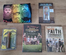 Dc200 Duck Commander Dynasty Lot Classic Double Reed Call Books T-shirt Dc200 Duck Commander Dynasty Lot Classic Double Reed Call Books T-shirt