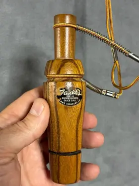 Rw-14 Faulks Vintage Professional Duck Call With Lanyard Works Great Rw-14 Faulks Vintage Professional Duck Call With Lanyard Works Great