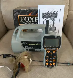 702521 Foxpro Game Call Hammerjack Predator Decoy Fuzzy Wuzzy Topper Remote 702521 Foxpro Game Call Hammerjack Predator Decoy Fuzzy Wuzzy Topper Remote
