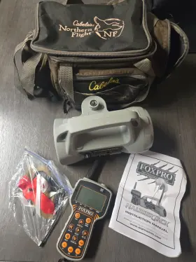 Foxpro 831621007549 Hammerjack Electronic Game Call With Remote And Cabelas Bag