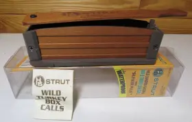 00883 H.s. Strut Field Champion Natural Wild Turkey Box Call With Silencer Plus Nos 00883 H.s. Strut Field Champion Natural Wild Turkey Box Call With Silencer Plus Nos