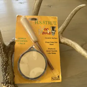 06845 H.s. Strut Voo Deuce Ceramic Surface Rare Nip Vintage 06845 H.s. Strut Voo Deuce Ceramic Surface Rare Nip Vintage