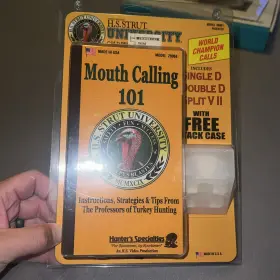06861 H.s. Strut Hs Mouth Calling Gold Diaphragm Turkey Hunting 101 With Vhs Tape New In Pack 06861 H.s. Strut Hs Mouth Calling Gold Diaphragm Turkey Hunting 101 With Vhs Tape New In Pack