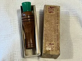 C272 Herters 1950s Green Stopper 272 Vit Glodo Metal Reed Duck Call With Box And Manual C272 Herters 1950s Green Stopper 272 Vit Glodo Metal Reed Duck Call With Box And Manual