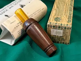 Herters C352 1970s Canadian Glodo Duck Call With Box And Goose Manual