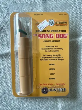 Johnny Stewart 042426492007 Wildlife Pitch Song Dog Coyote Howler Predator Call Sd-1 Usa