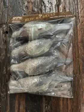 Lucky Duck 605093300206 New Clip On Doves With Stakes - 4 Pack