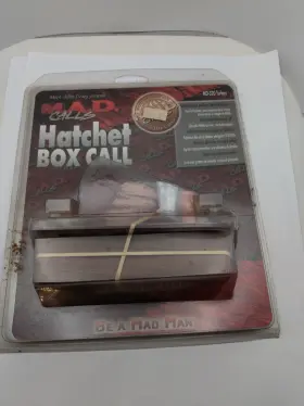 61451003200 Mad Vintage M.a.d. Calls - Hatchet Box Turkey Call Md-320 With Chalk Nos